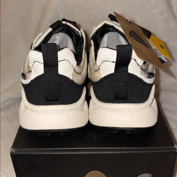 NWT Flower Mountain IWANO 2 UNI Suede and technical fabric sneakers -White-Black - Picture 12 of 16